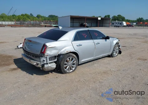 2020 Chrysler 300 Limited Awd from USA, damaged, VIN 2C3CCAKG5LH146144